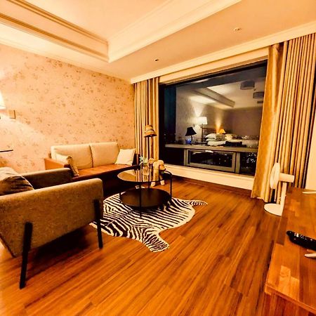 台中自由行 Apartment Екстериор снимка
