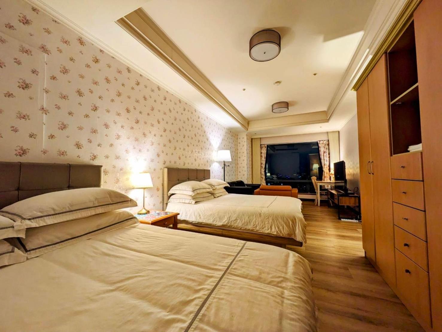 台中自由行 Apartment Екстериор снимка