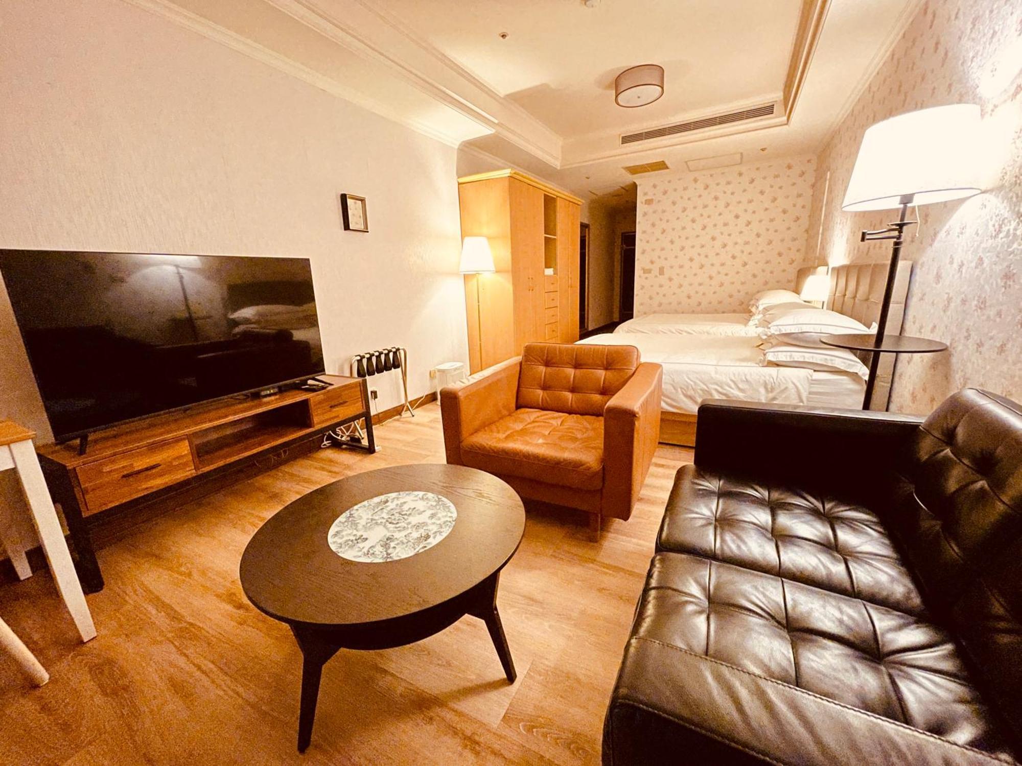 台中自由行 Apartment Екстериор снимка